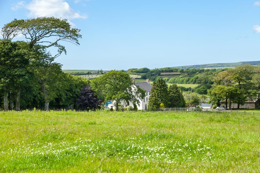 East Hook Farmhouse Haverfordwest Exteriör bild